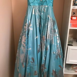 Beautiful prom dress